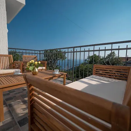 Tranquila Vilă Budva